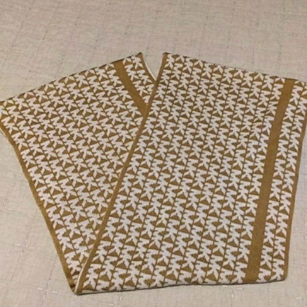 Michael Kors logo scarf, NWOT